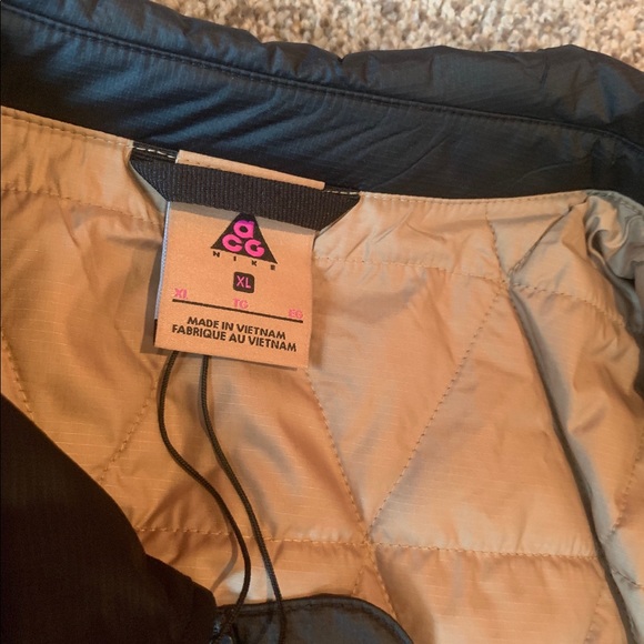 NWT! Nike ACG GORE-TEX Men’s Jacket - Picture 4 of 6